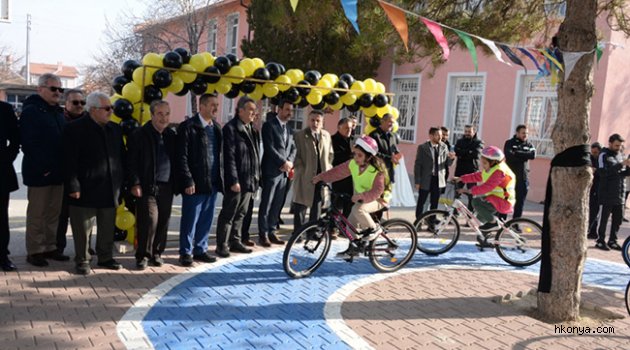 Karahüyük Ahmet Haşhaş İlkokulunda Bisiklet Sürüş Eğitimi