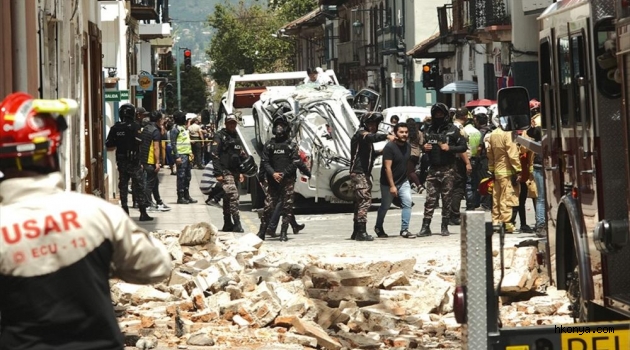 Ekvador'da 6,7 büyüklüğündeki depremde ölenlerin sayısı 14'e yükseldi