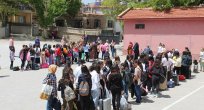 Yunak'ta öğrenciler eğitim kampına girdi